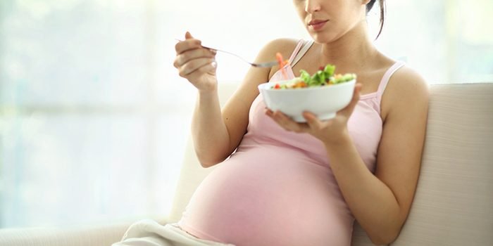 A Dietitian’s Guide to Pregnancy Nutrition- Feed the Belly the Right way